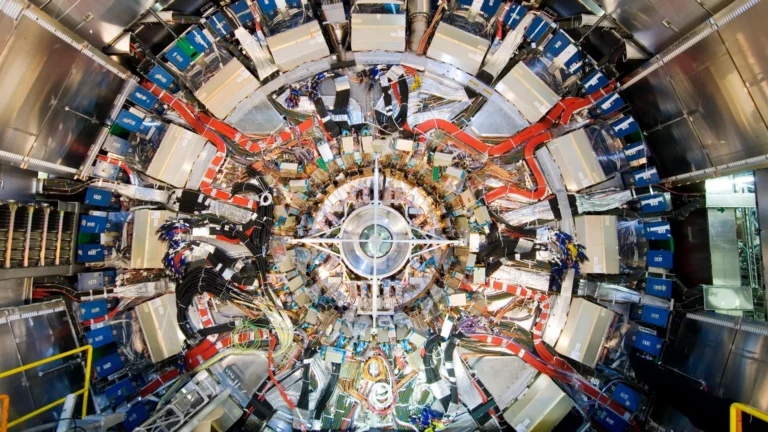 quantum-entanglement-endures-oxford-physicists-confirm-spooky-action-among-heaviest-shortest-lived-particles-at-cern