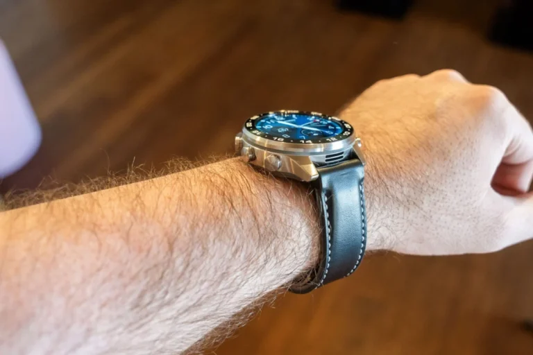 the-garmin-marq-collection-redefines-the-smartwatch-as-a-sophisticated-tool-for-the-active-life
