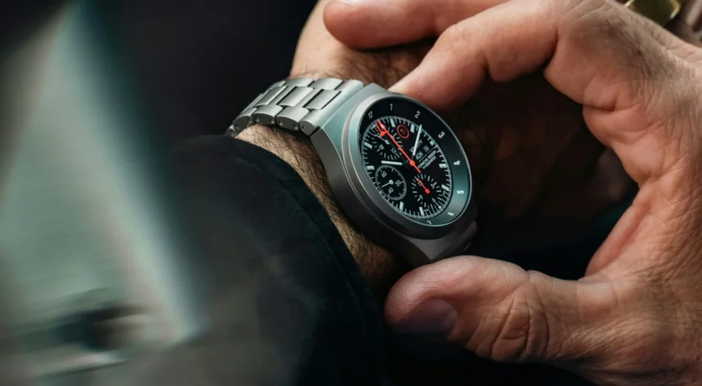 the-porsche-design-chronograph-1-utility-limited-edition-for-hodinkee-a-mechanical-masterpiece-reborn