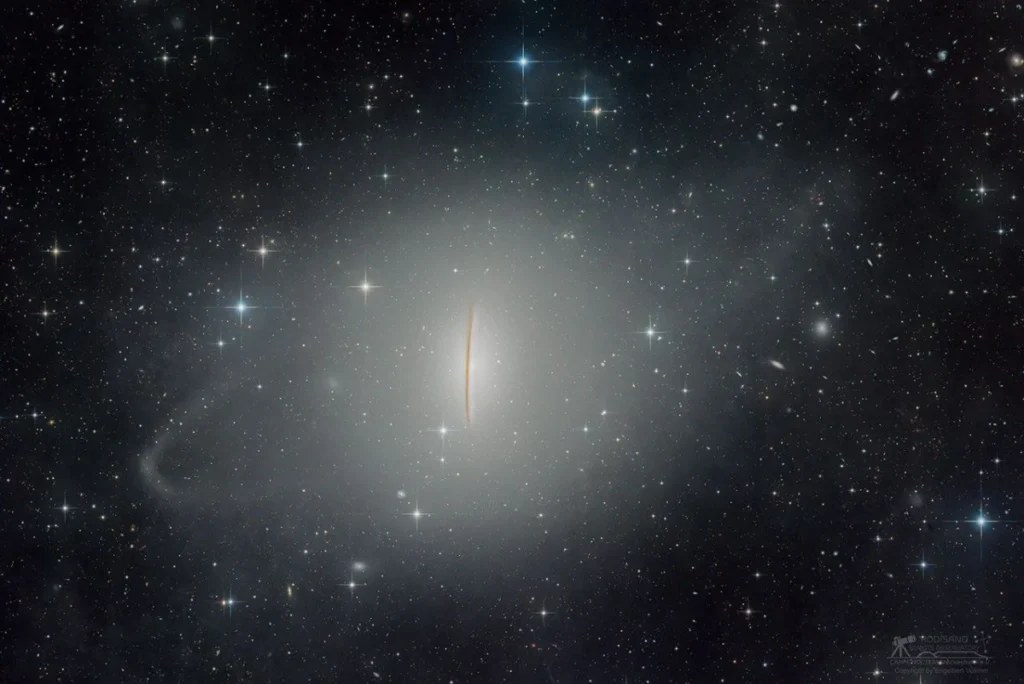 the-sombrero-galaxys-violent-past-revealed-in-stunning-new-image